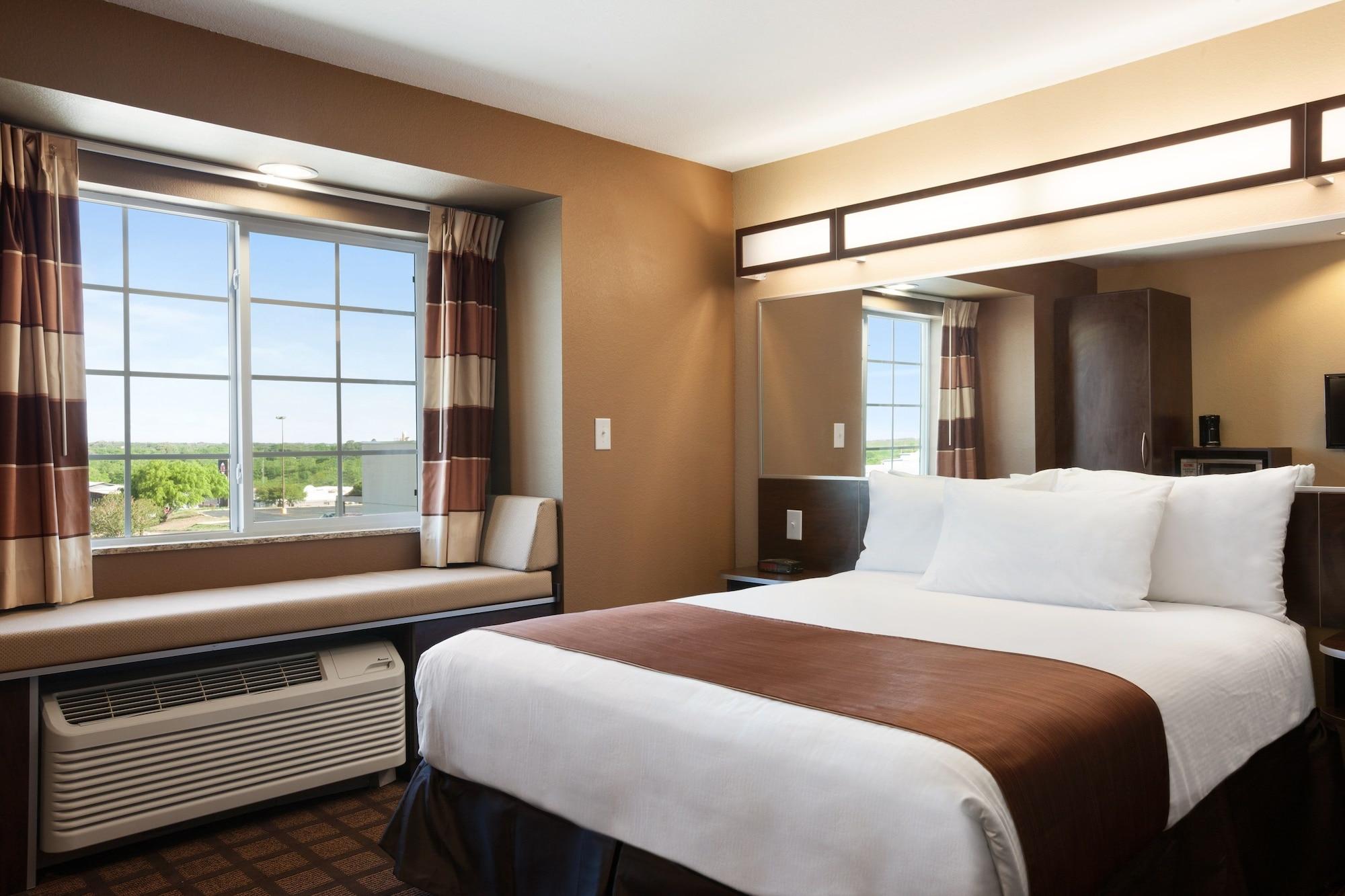 Microtel Inn & Suites Cotulla Εξωτερικό φωτογραφία