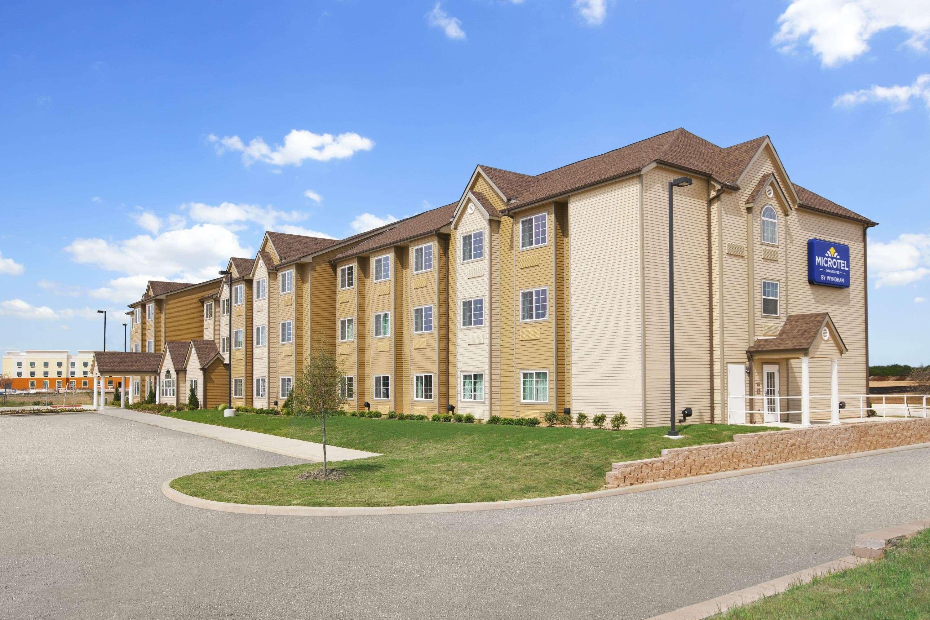 Microtel Inn & Suites Cotulla Εξωτερικό φωτογραφία